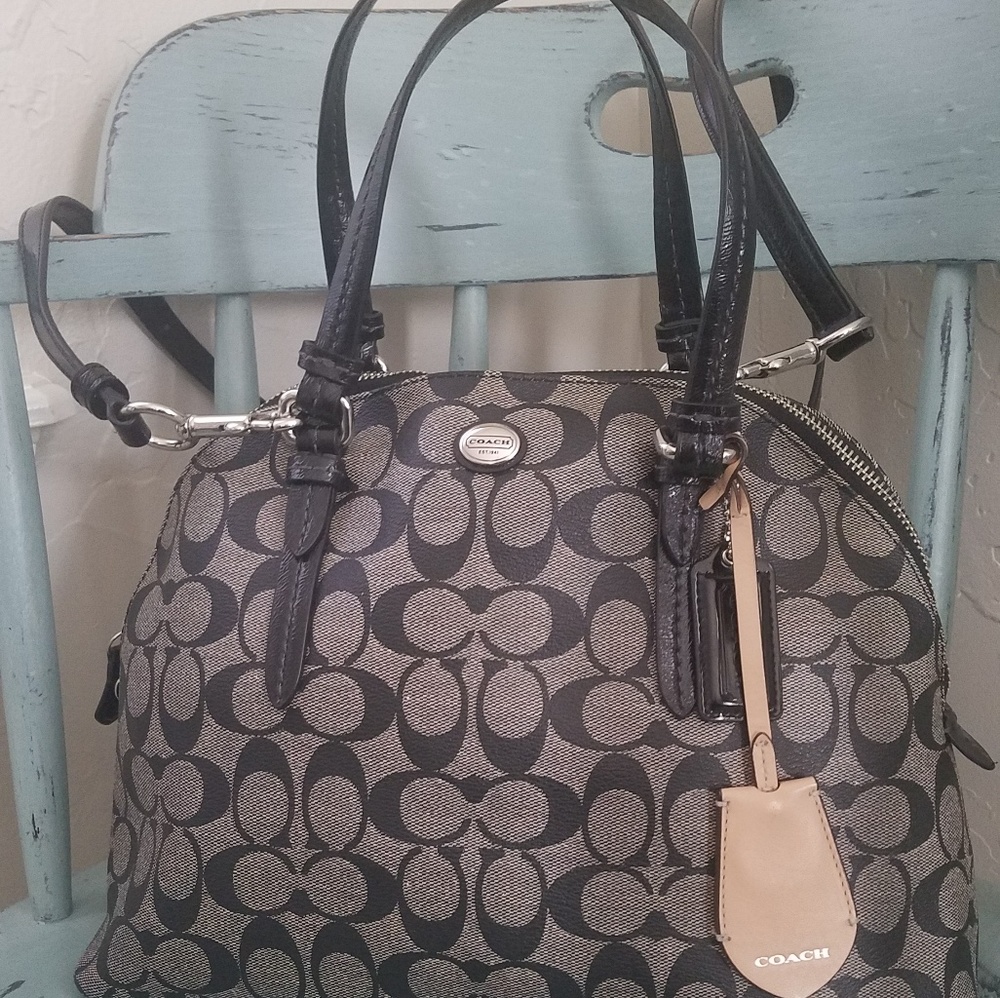 Coach signature c cora satchel purse
